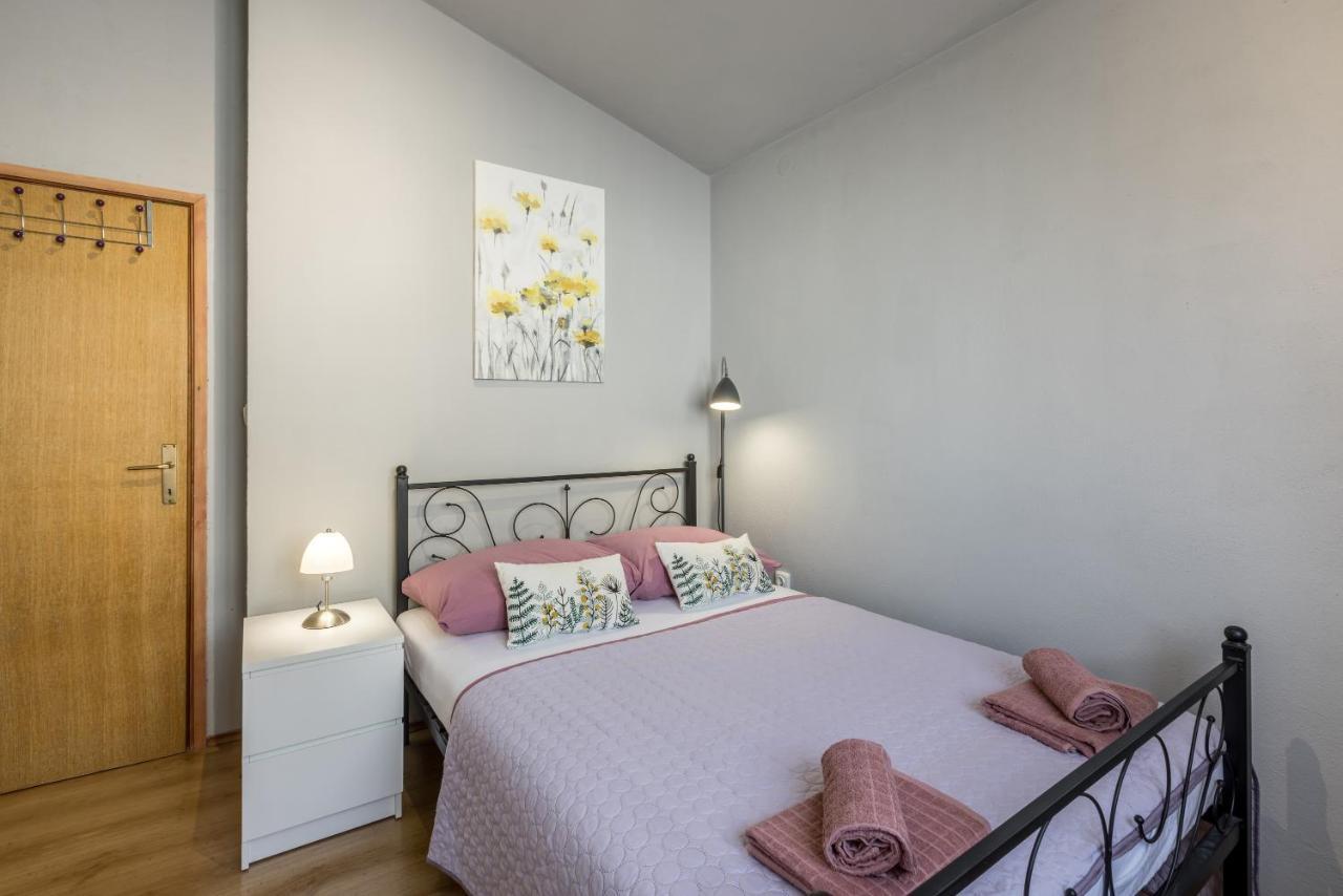 Apartment Lamaro Kaštela Zewnętrze zdjęcie