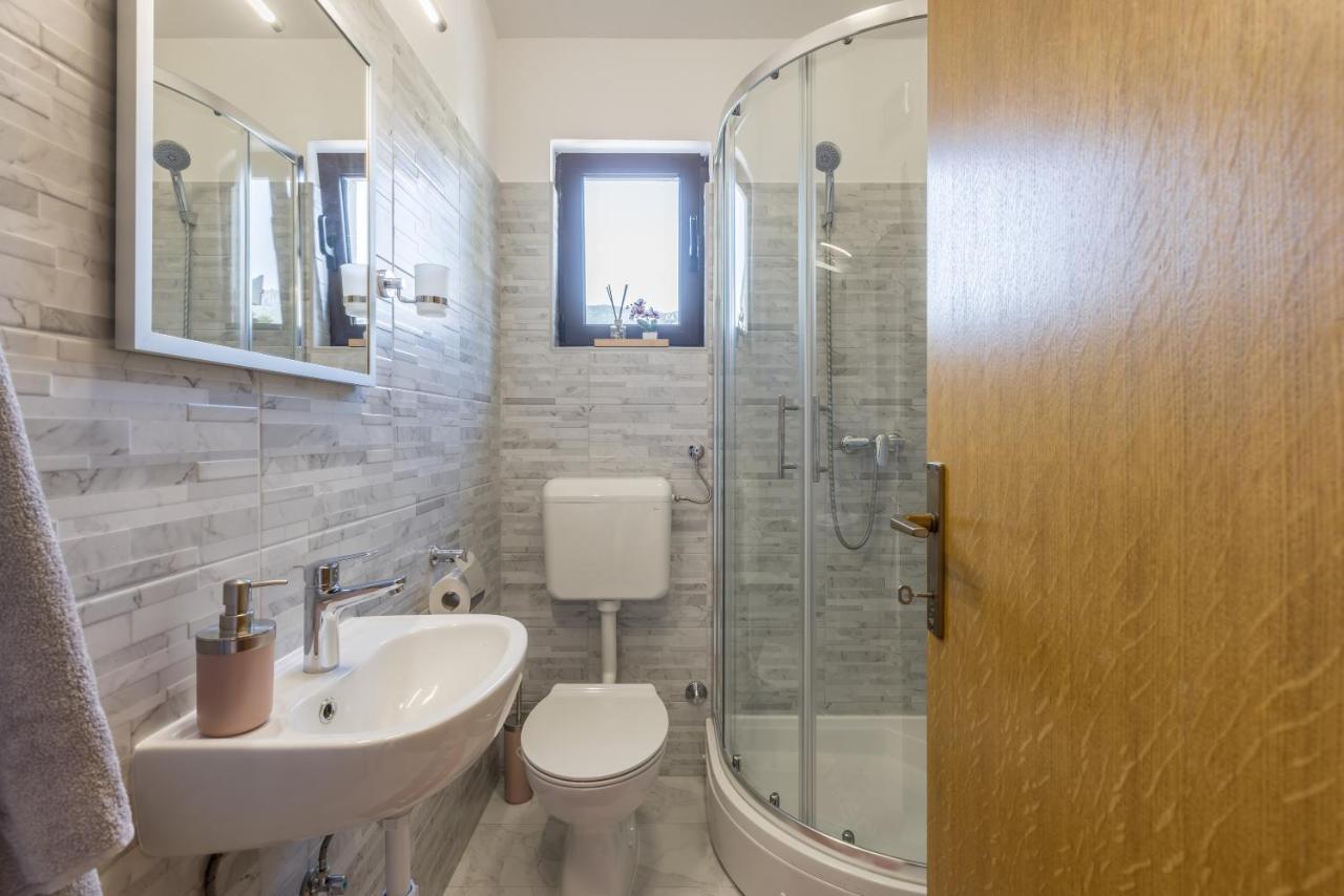 Apartment Lamaro Kaštela Zewnętrze zdjęcie