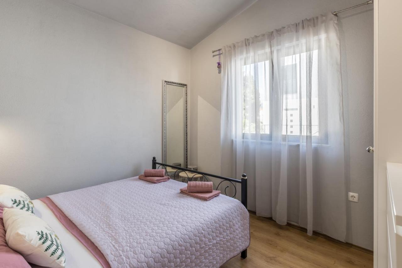 Apartment Lamaro Kaštela Zewnętrze zdjęcie