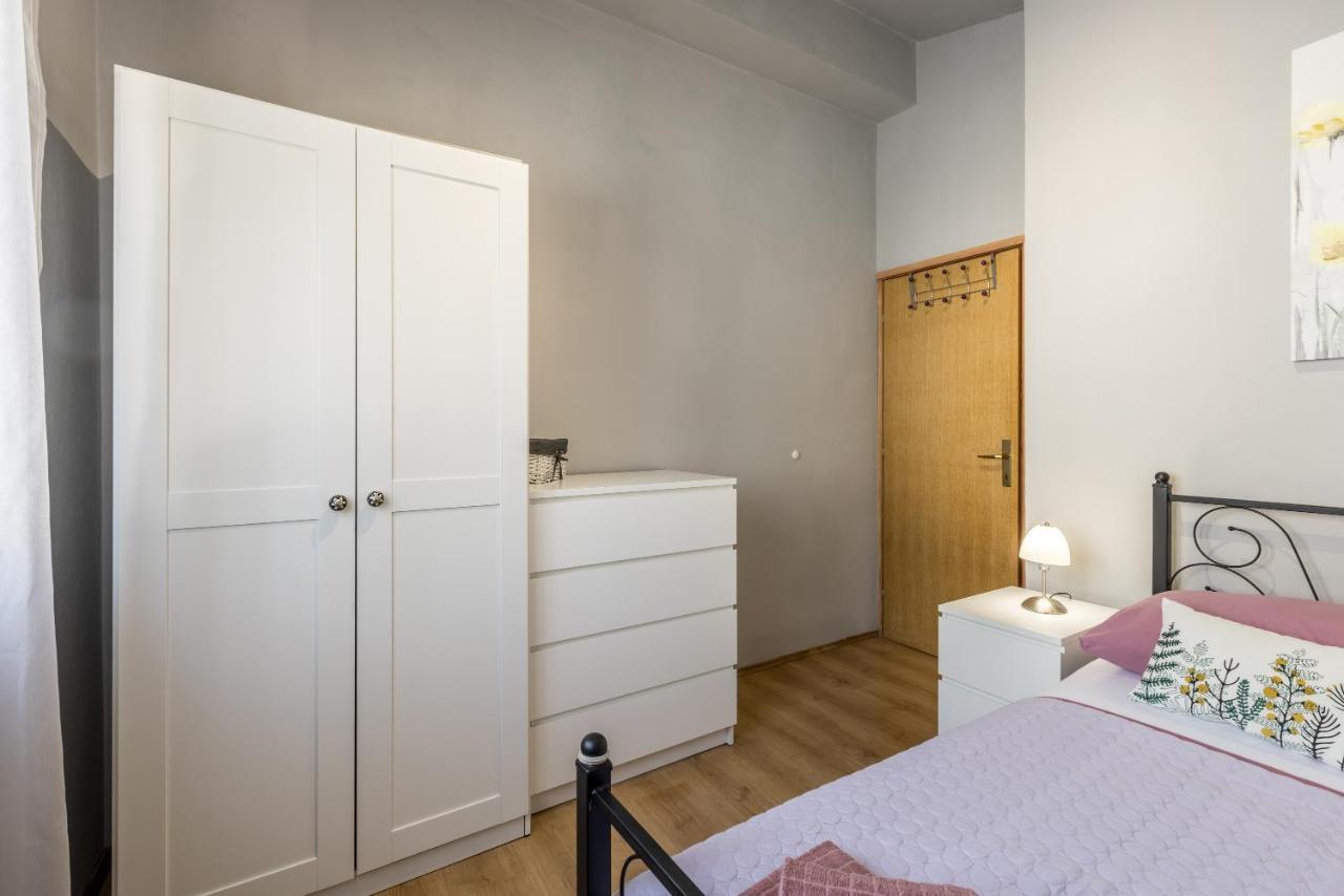 Apartment Lamaro Kaštela Zewnętrze zdjęcie