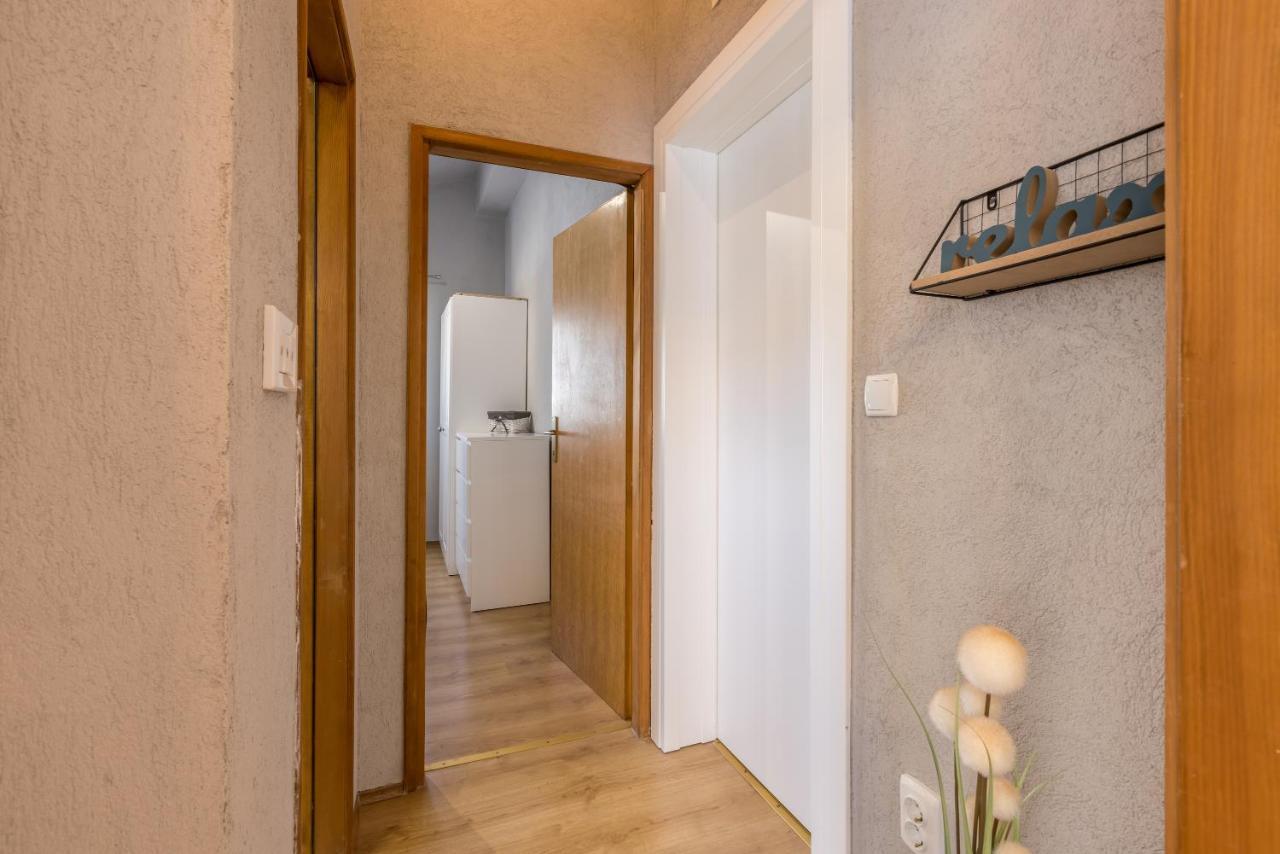 Apartment Lamaro Kaštela Zewnętrze zdjęcie