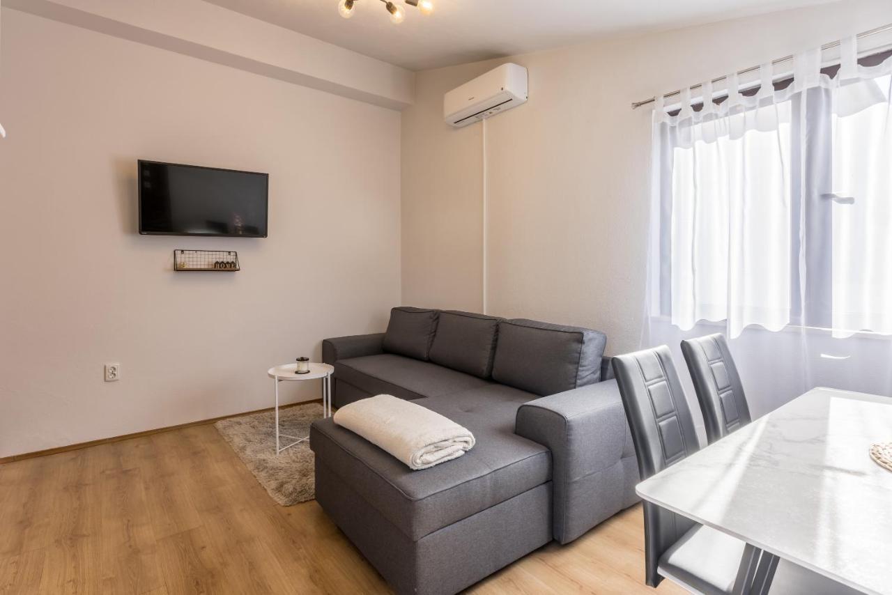 Apartment Lamaro Kaštela Zewnętrze zdjęcie